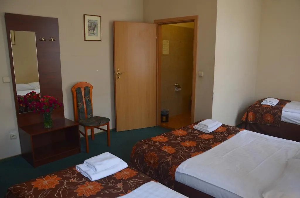 Abel Hostel Krasków Polonya